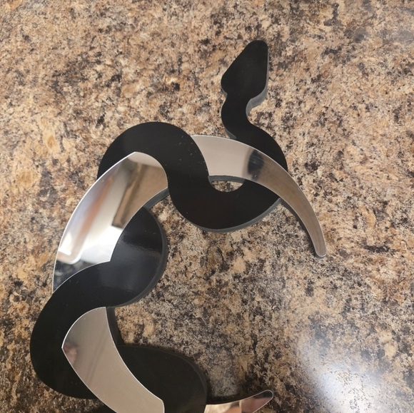 Snake & Moon Mirror - Picture 5 of 11